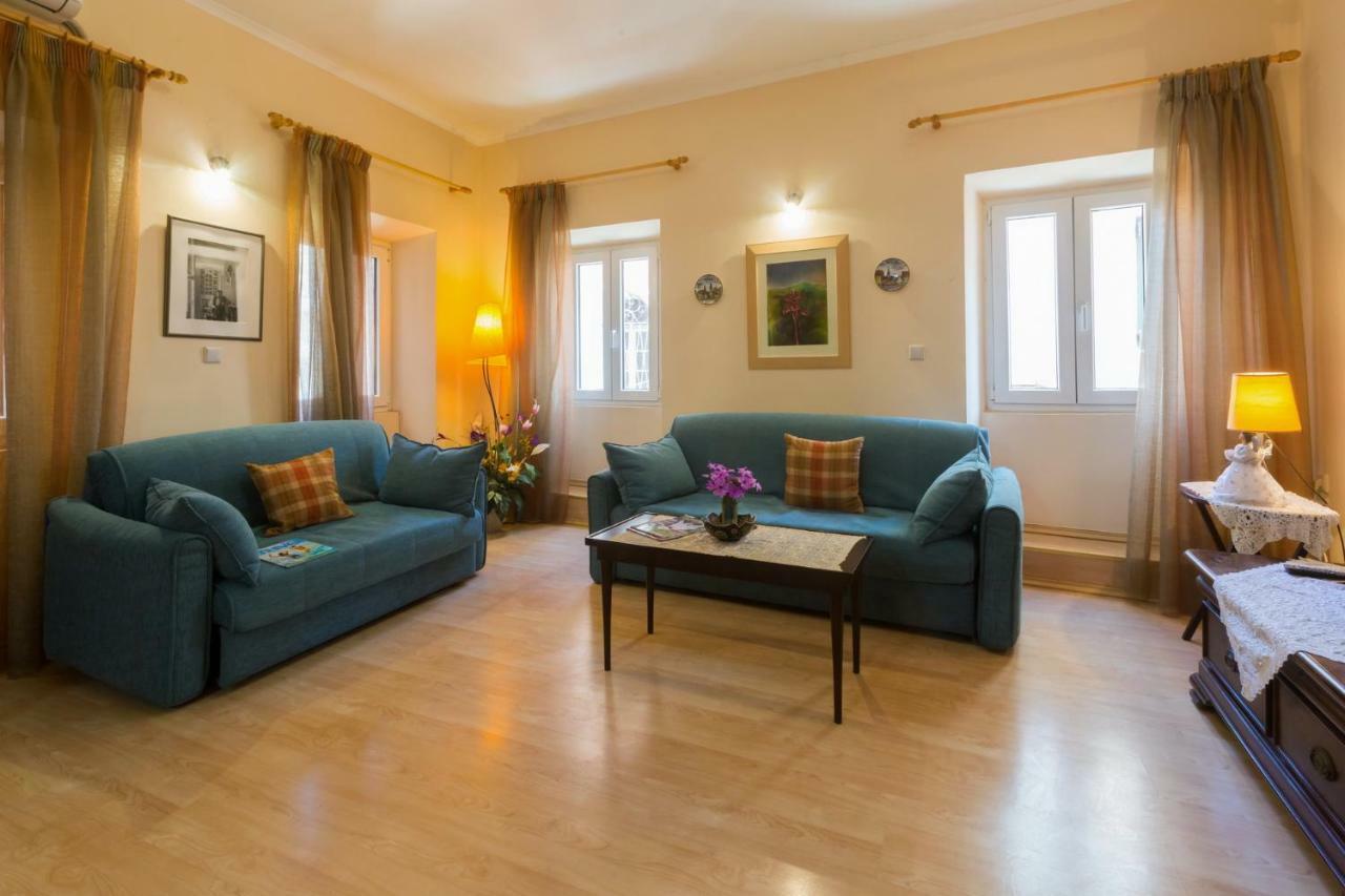 Heart Of The Old Town Apartment Corfu  Buitenkant foto